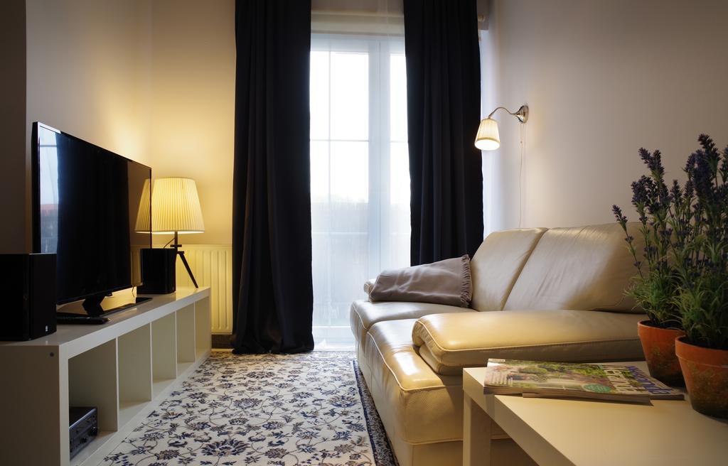 Apartament White Srem Luaran gambar